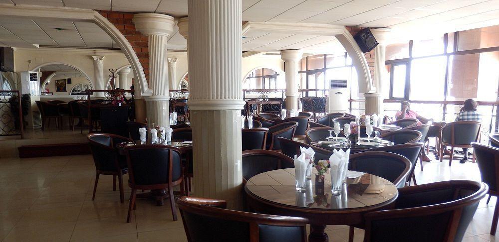 Hotel Santa Lucia Yaoundé Kültér fotó