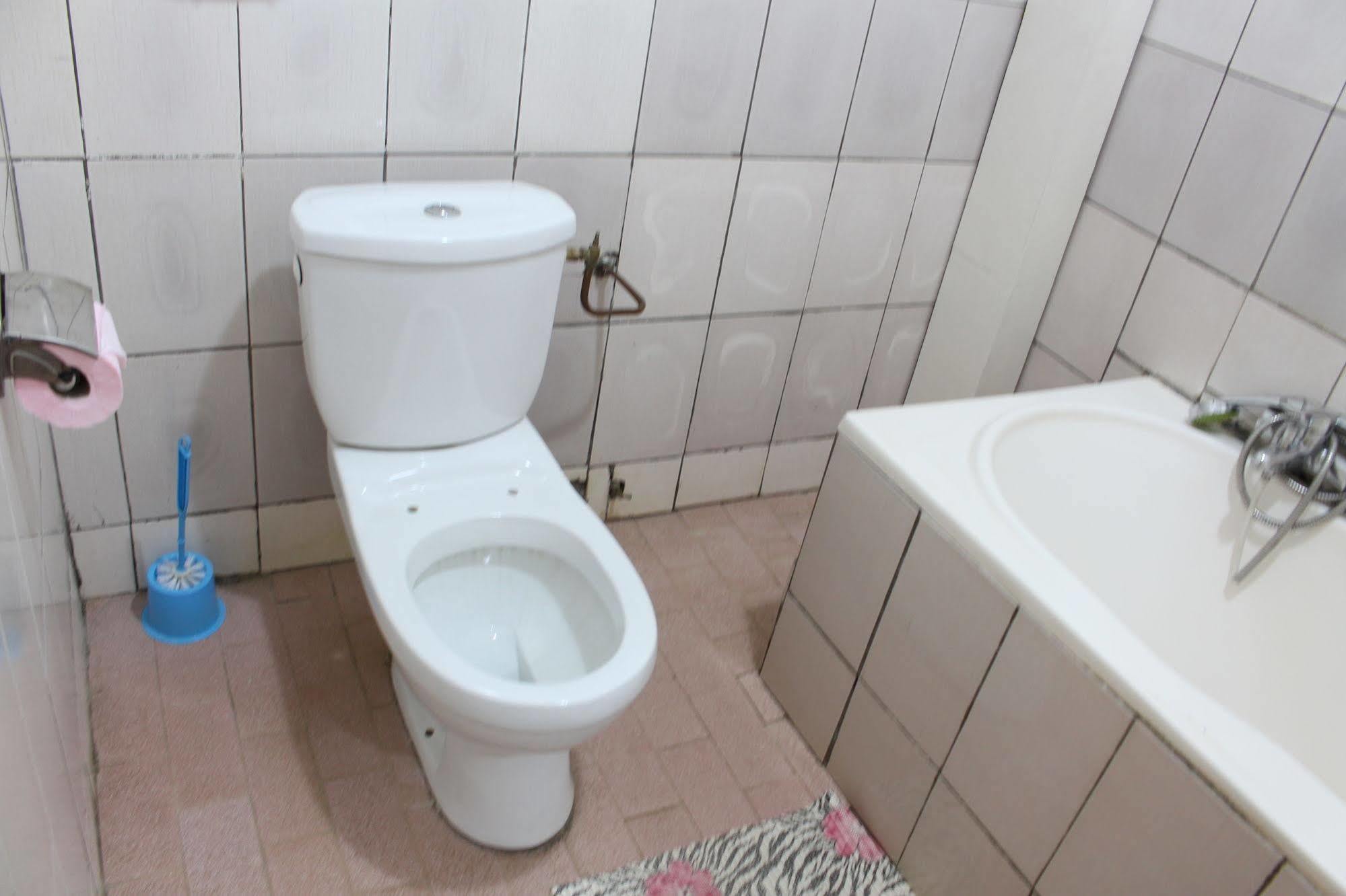 Hotel Santa Lucia Yaoundé Kültér fotó